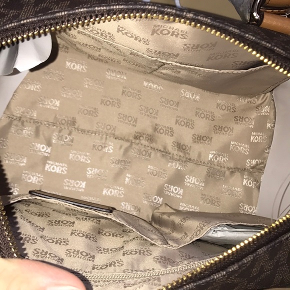 🎆🌸mk Grayson set🎆crossbody/Satchel brown medium - Picture 5 of 8